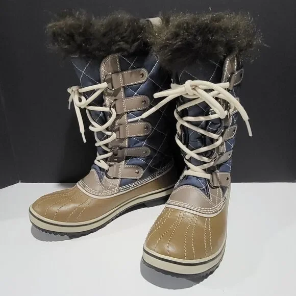 Sorel Women's Quilted Winter Snow Boots With Faux Fur